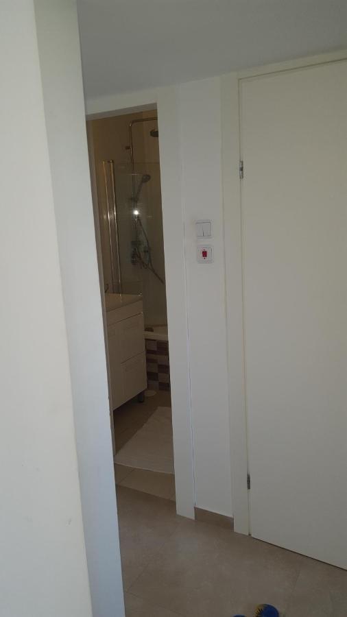 Room Near Sheba Medical Center, And Bar Ilan, And Tlv Airport Qiryat Ono Exterior foto