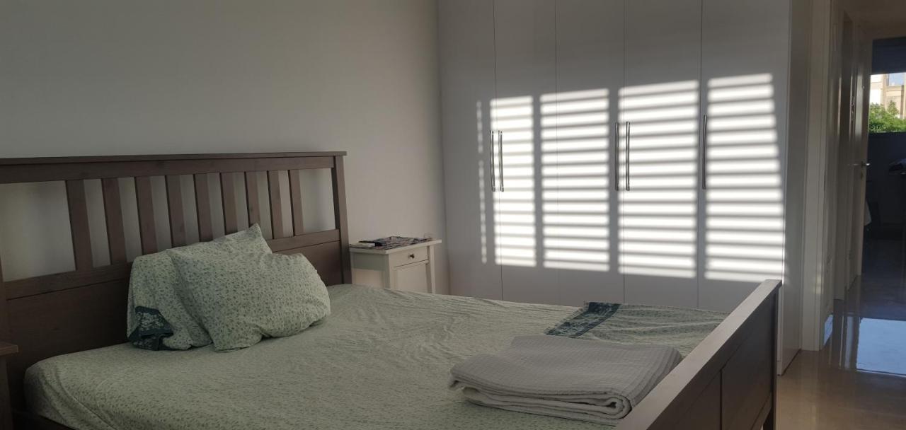 Room Near Sheba Medical Center, And Bar Ilan, And Tlv Airport Qiryat Ono Exterior foto