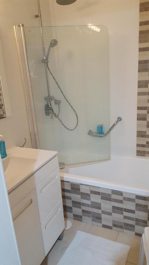 Room Near Sheba Medical Center, And Bar Ilan, And Tlv Airport Qiryat Ono Exterior foto